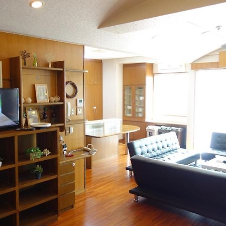Okinawa Naha Rakuraku House Apartment Exterior photo